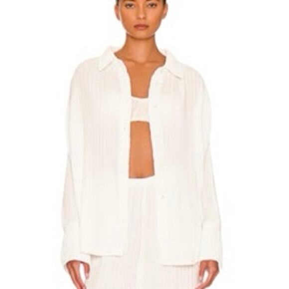 Good American Always Fits Plisse Button Down Shirt in White Size 5/6 1XL 2XL NWT - Picture 9 of 10